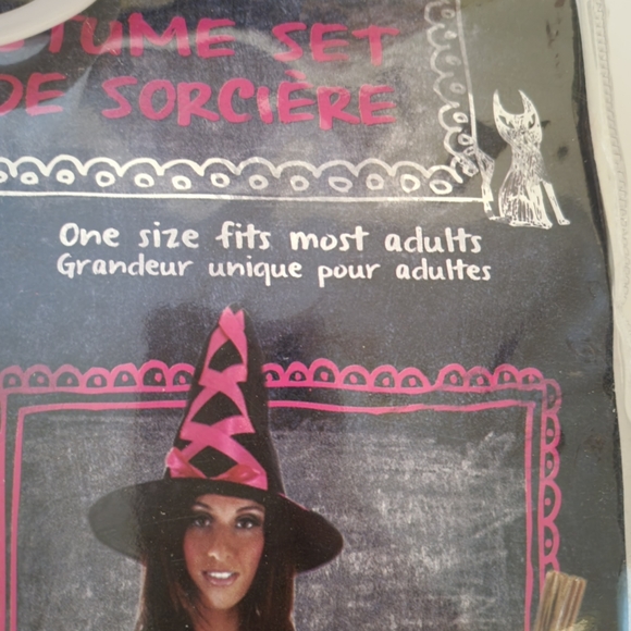Halloween costume - black and Red  Witch - one size fits all OS - Picture 5 of 5